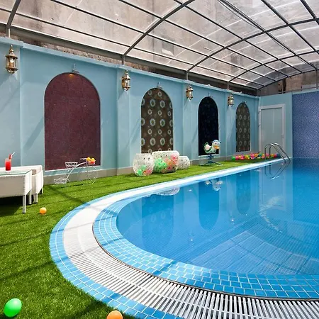 Boss Legend Hotel